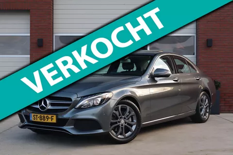 Mercedes-Benz C-klasse 200 184pk Premium Plus - Schuif / kanteldak - Afneembare trekhaak - Half leder - Sfeerverlichting - LED