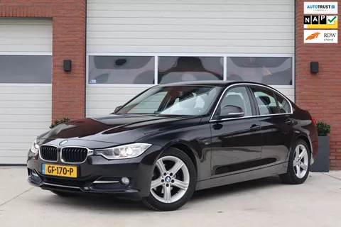 BMW 3-serie 320i 170pk EfficientDynamics Sport Edition Executive - Climate control - PDC - Sportstoelen - NL Auto - 2e eigenaar!